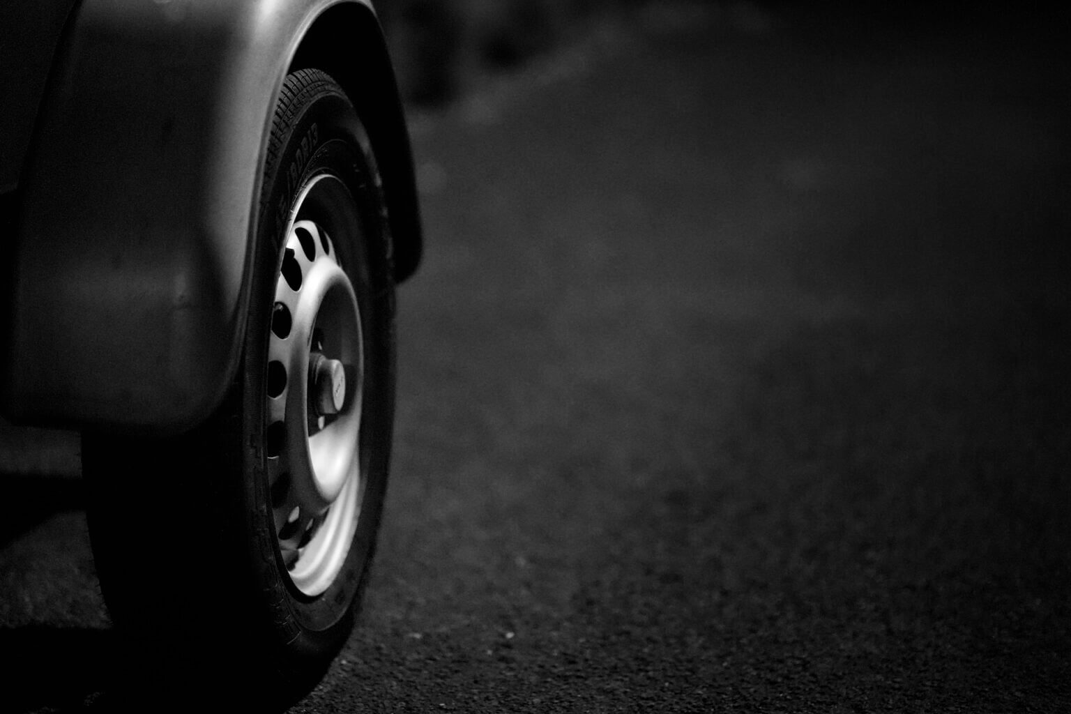 Trailer Tire Guide Take Off Tire Tires Lincoln NE Tire Shop trailer-tire-guide-take-off-tire-tires-lincoln-ne-tire-shop
